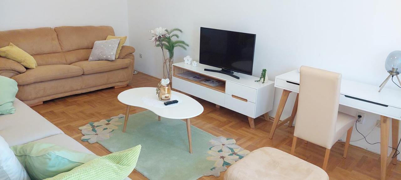 Apartment Meli Varaždin Buitenkant foto